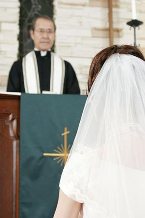 最新の結婚指輪をリースで導入する